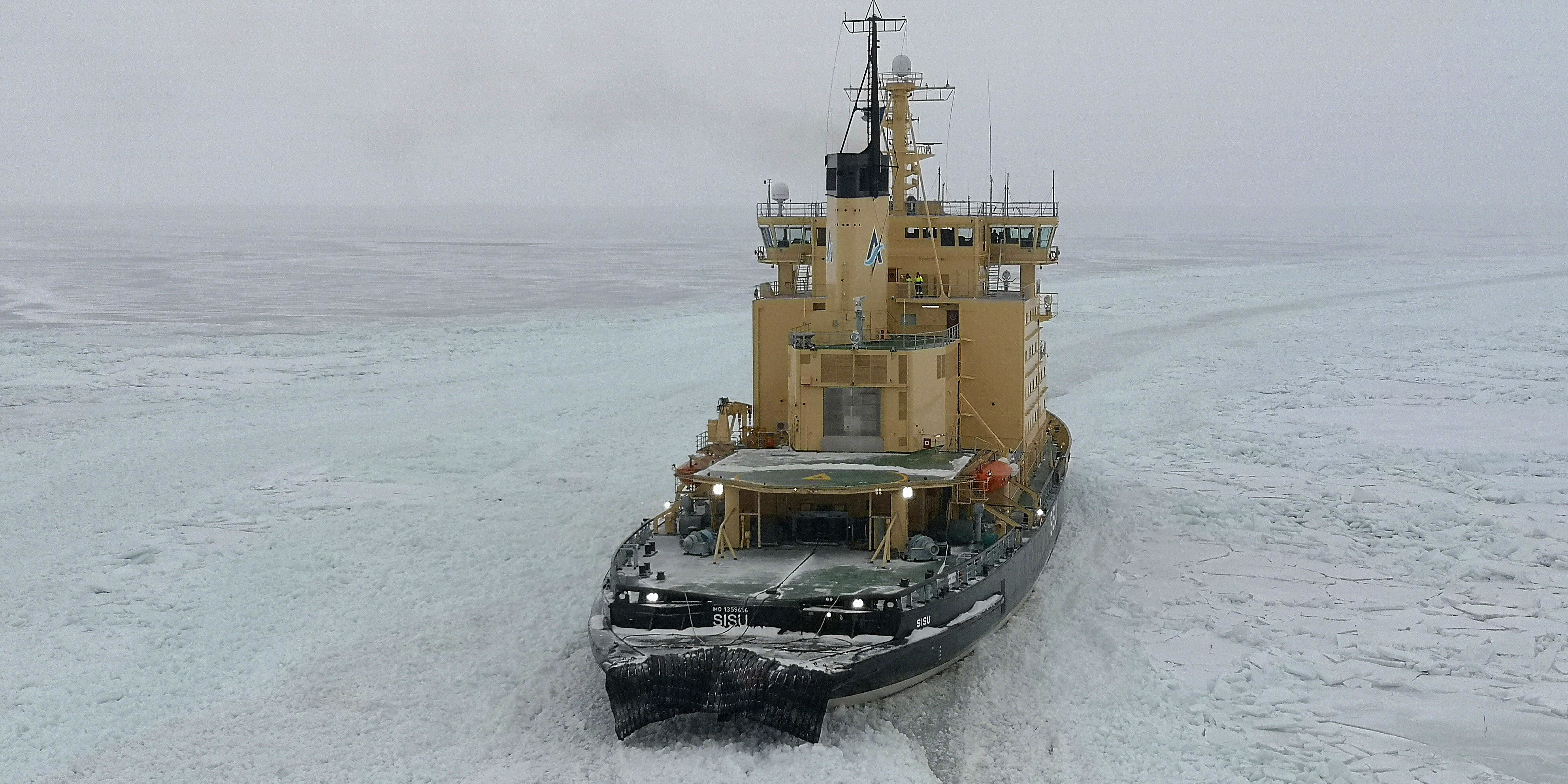 Der Eisbrecher "SISU" wird uns verordnet